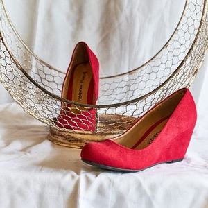 Paint the town or dress up your casual day